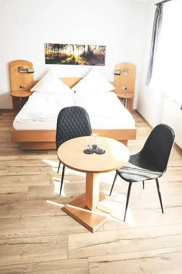 Hotel & Gasthof Wagner Aichach 2*,